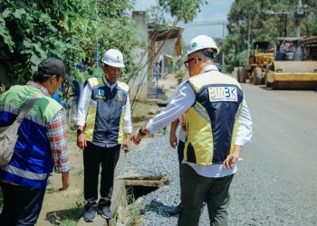 Jalan Wates–Metro Diperbaiki, Gubernur Lampung Soroti Drainase dan Beban Kendaraan Berat