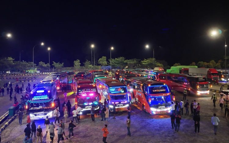 May Day 2026, Massa Buruh Lampung Menuju Monas dengan Pengamanan Maksimal