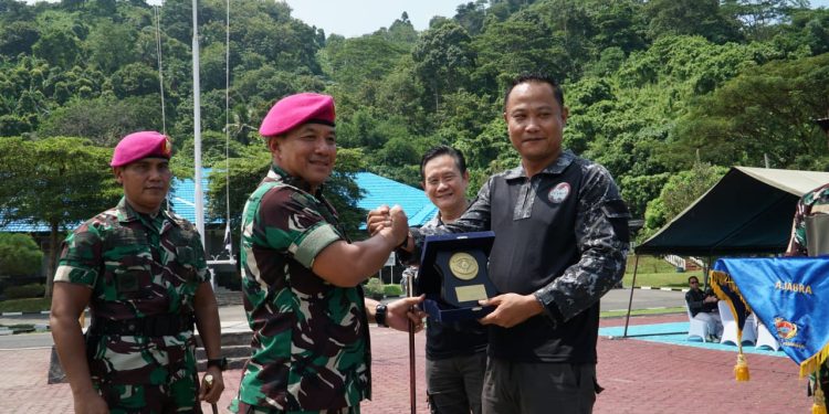 Latihan Baris-Berbaris hingga Operasi Air, Pemuda Tridharma Ditempa di Bumi Marinir