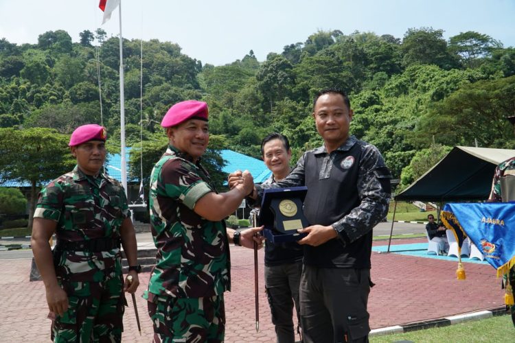Latihan Baris-Berbaris hingga Operasi Air, Pemuda Tridharma Ditempa di Bumi Marinir