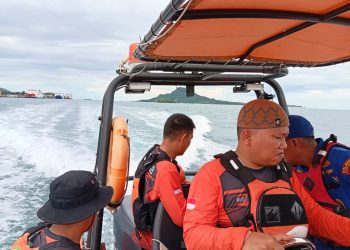 Kapal Nelayan Tertabrak Kargo di Perairan Merak Belantung, Operasi SAR Berlanjut