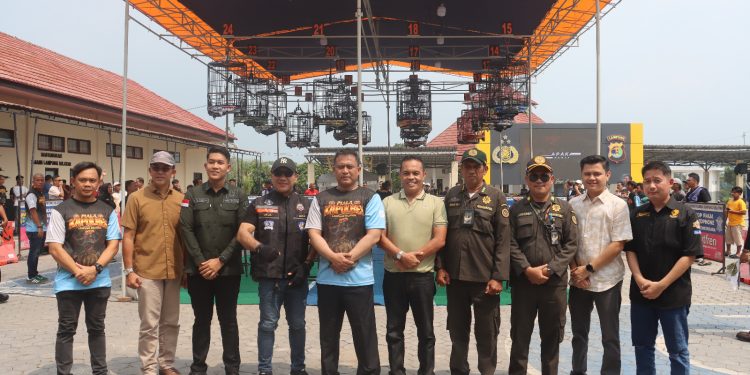 Komunitas Kicau dari Berbagai Daerah Padati Piala Kapolres Lampung Selatan
