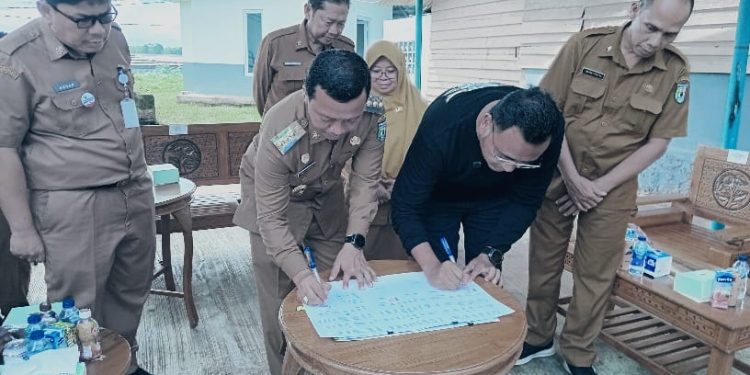 Bupati Pringsewu Teken Kesepakatan dengan AM Farm Terkait Pemeriksaan Kesehatan Hewan