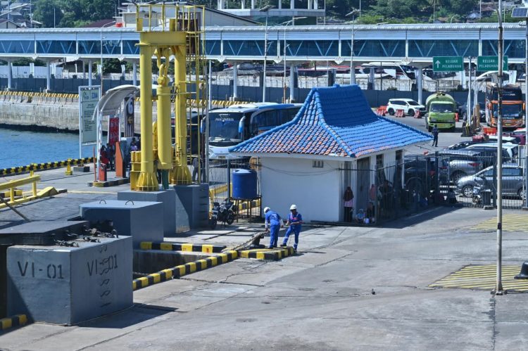 Tak Perlu Tunai, Pengguna Jasa Kini Bisa Bayar Parkir Pelabuhan Bakauheni dengan QRIS