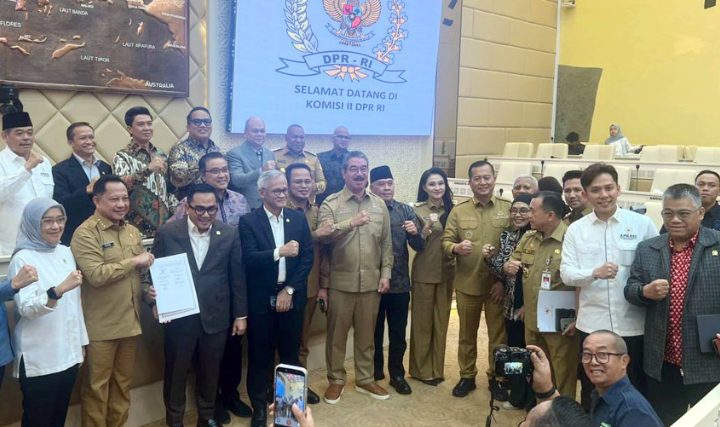 Apkasi dan DPR RI Bahas PPPK, Bupati Egi Perjuangkan Kepentingan Daerah