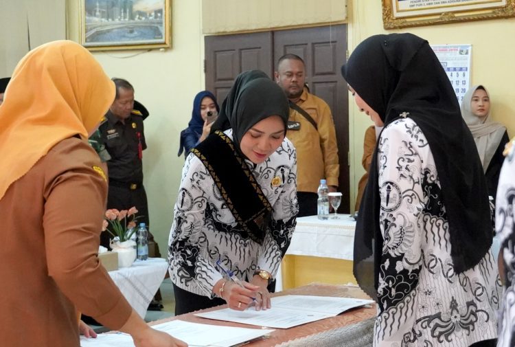 Konkerprov II PGRI Lampung Dibuka, Ibunda Guru Didorong Jadi Motor Penggerak Pendidikan
