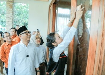 Rahmat Mirzani Djausal Jadi Warga Pertama Didata dalam Sensus Ekonomi 2026
