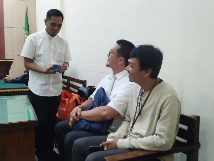 Ruang Sidang Tak Mampu Menampung Pengunjung, Putusan Kasus PT LEB Jadi Sorotan