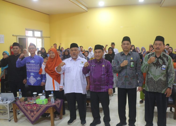 Khuzil Afwa Kahuripan Serahkan 175 Paket Bantuan untuk Yatim dan Disabilitas di Pringsewu